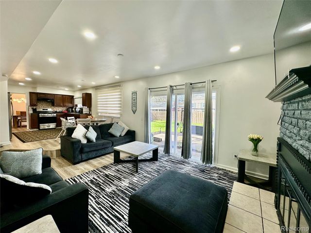 25880 Cherry Hill Road, Dearborn Heights, MI 48127
