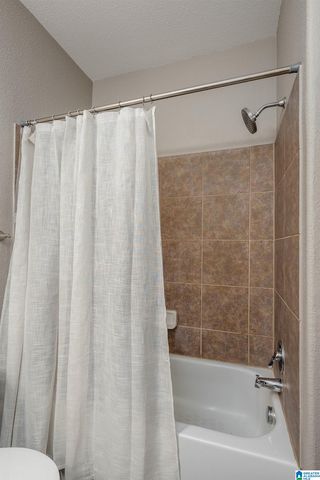 600 13th St E Apt 216, Tuscaloosa, AL 35401