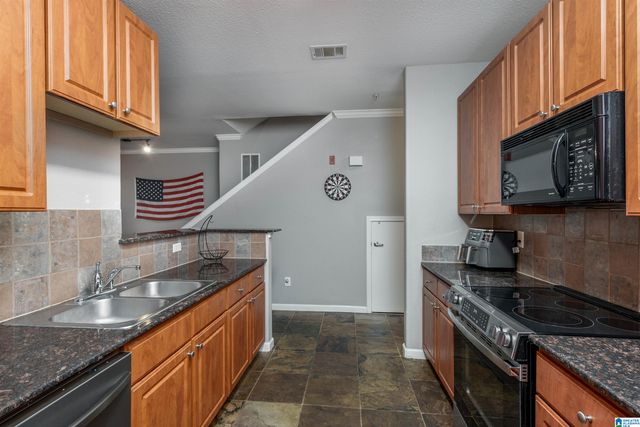 600 13th St E Apt 216, Tuscaloosa, AL 35401