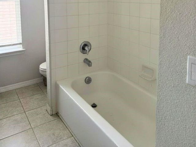 1010 ATLANTIC AVENUE, Fruitland Park, FL 34731