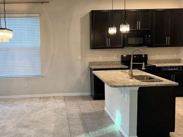 1010 ATLANTIC AVENUE, Fruitland Park, FL 34731