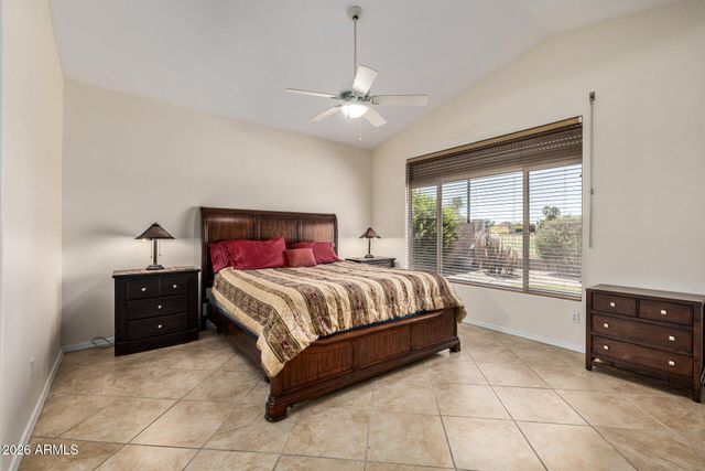 1038 S PALOMINO CREEK Drive, Gilbert, AZ 85296