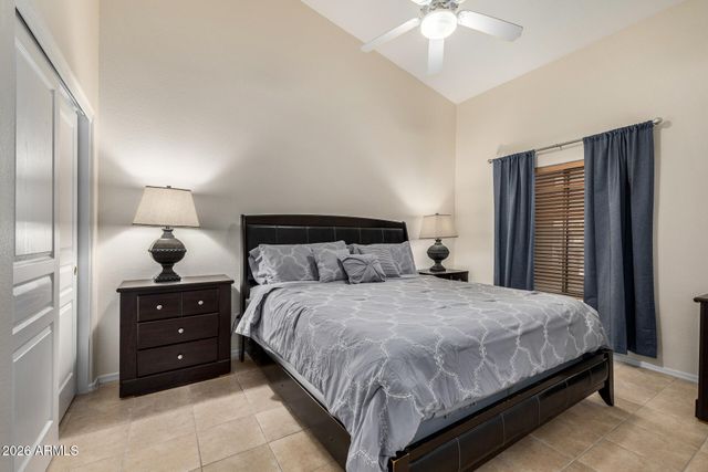 1038 S PALOMINO CREEK Drive, Gilbert, AZ 85296