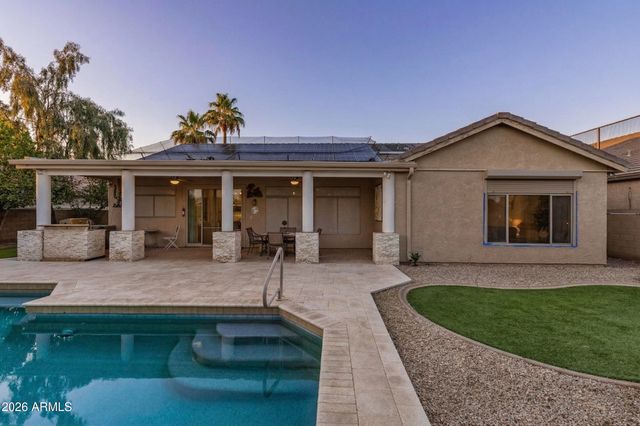 1038 S PALOMINO CREEK Drive, Gilbert, AZ 85296