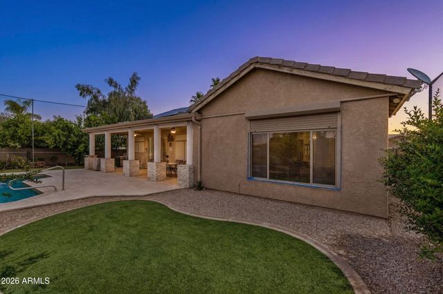 1038 S PALOMINO CREEK Drive, Gilbert, AZ 85296