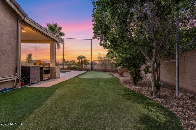 1038 S PALOMINO CREEK Drive, Gilbert, AZ 85296