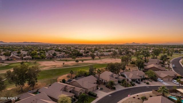 1038 S PALOMINO CREEK Drive, Gilbert, AZ 85296