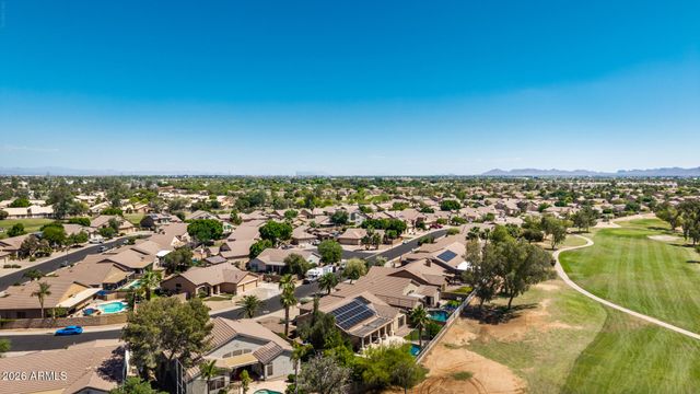 1038 S PALOMINO CREEK Drive, Gilbert, AZ 85296