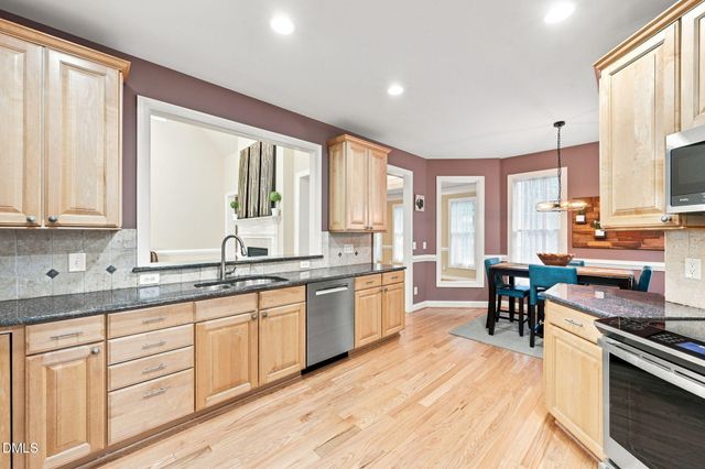 35 Golden Heather, Chapel Hill, NC 27517