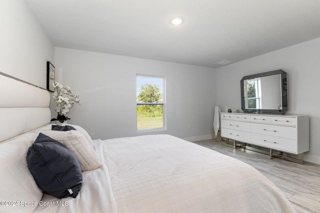 3014 San Filippo Drive SE, Palm Bay, FL 32909