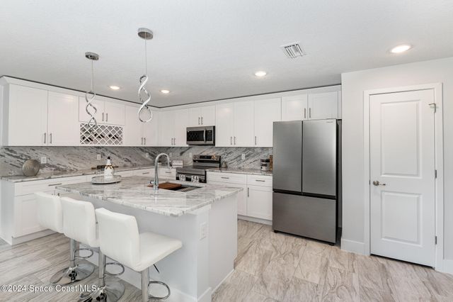 3014 San Filippo Drive SE, Palm Bay, FL 32909
