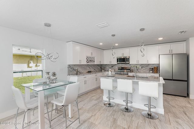 3014 San Filippo Drive SE, Palm Bay, FL 32909