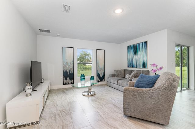 3014 San Filippo Drive SE, Palm Bay, FL 32909