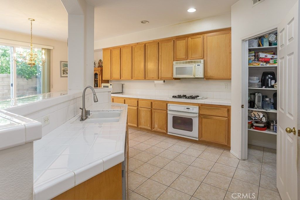 Image 10 of property listing at 40339 Preston Road, Palmdale, CA 93551