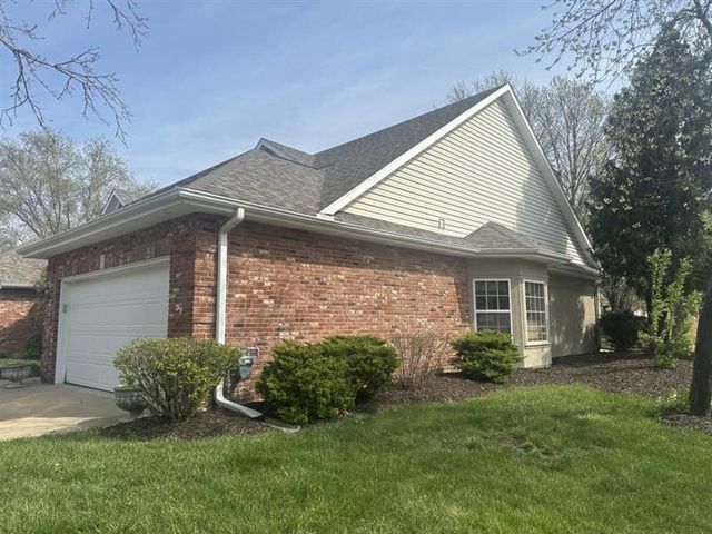 210 BLUE SKY CT, Columbia, MO 65203