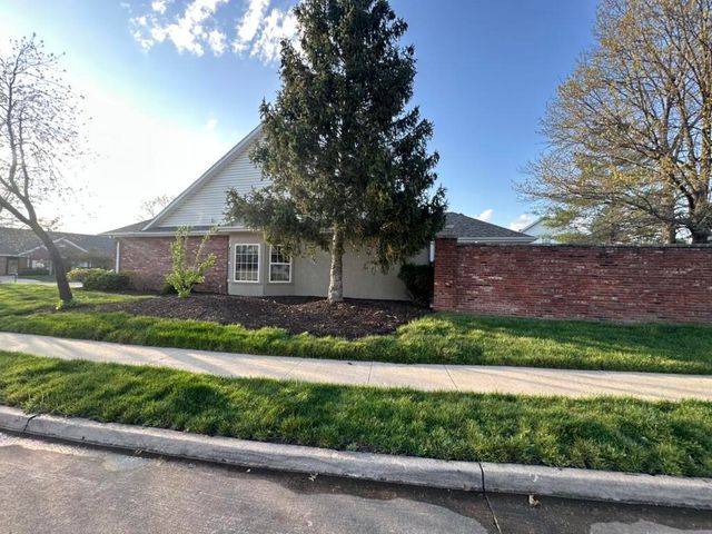 210 BLUE SKY CT, Columbia, MO 65203