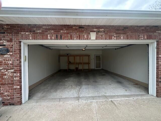 210 BLUE SKY CT, Columbia, MO 65203