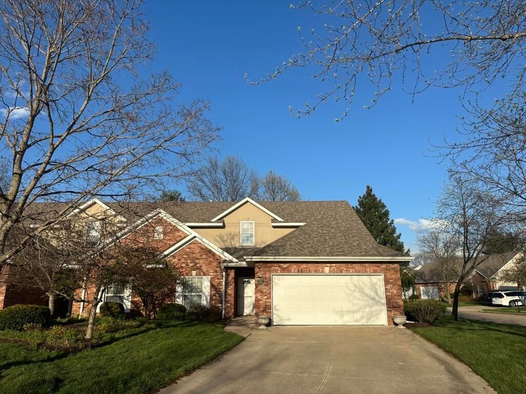210 BLUE SKY CT, Columbia, MO 65203