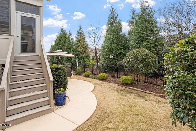 609 Angelica Circle, Cary, NC 27518