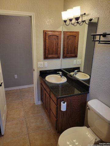 254 County Road 6876, Natalia, TX 78059