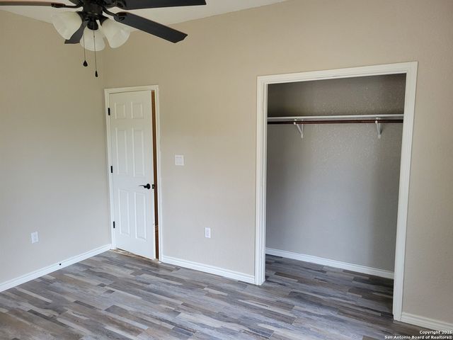 254 County Road 6876, Natalia, TX 78059