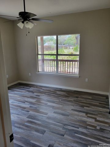 254 County Road 6876, Natalia, TX 78059