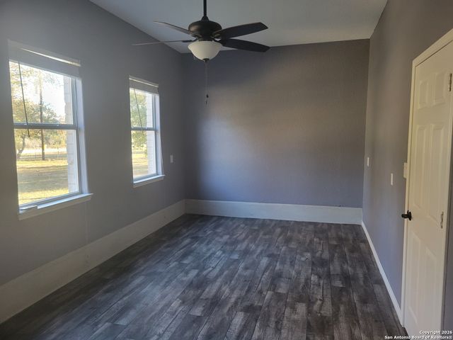 254 County Road 6876, Natalia, TX 78059