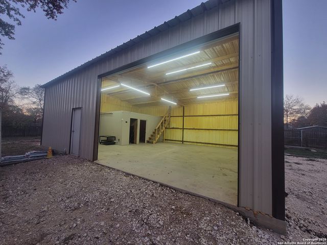 254 County Road 6876, Natalia, TX 78059