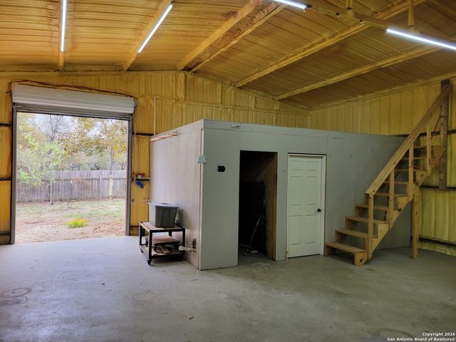 254 County Road 6876, Natalia, TX 78059