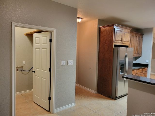 254 County Road 6876, Natalia, TX 78059