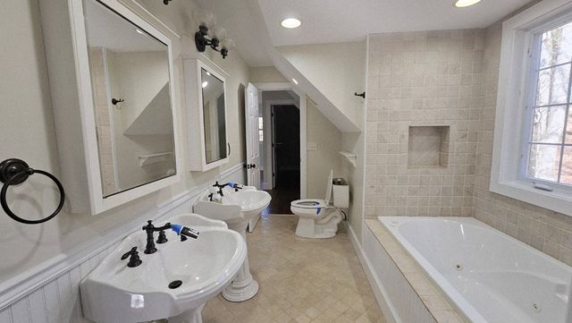 987 Lazy River Lane, Ellijay, GA 30536