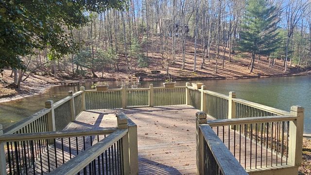 987 Lazy River Lane, Ellijay, GA 30536
