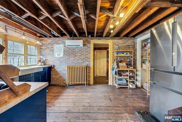 401 Wearimus Road, Ho-ho-kus, NJ 07423