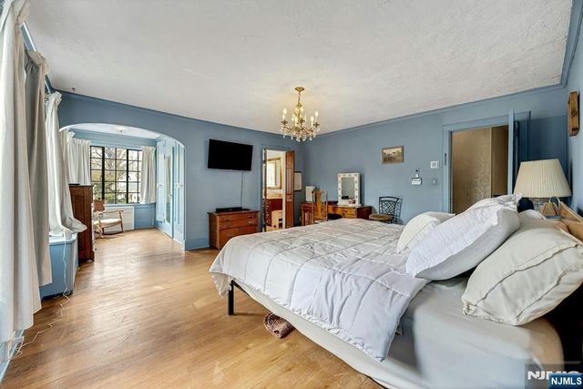 401 Wearimus Road, Ho-ho-kus, NJ 07423