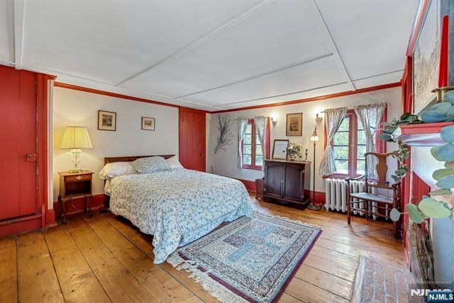 401 Wearimus Road, Ho-ho-kus, NJ 07423