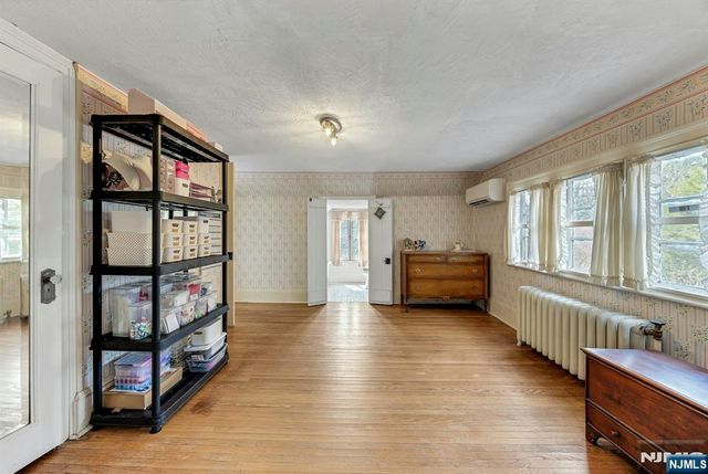 401 Wearimus Road, Ho-ho-kus, NJ 07423
