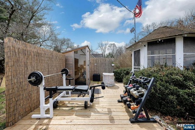 401 Wearimus Road, Ho-ho-kus, NJ 07423