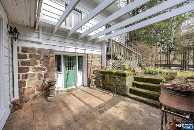 401 Wearimus Road, Ho-ho-kus, NJ 07423