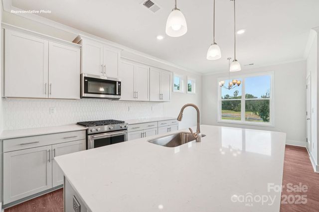 2123 Skyhawk Drive, York, SC 29745