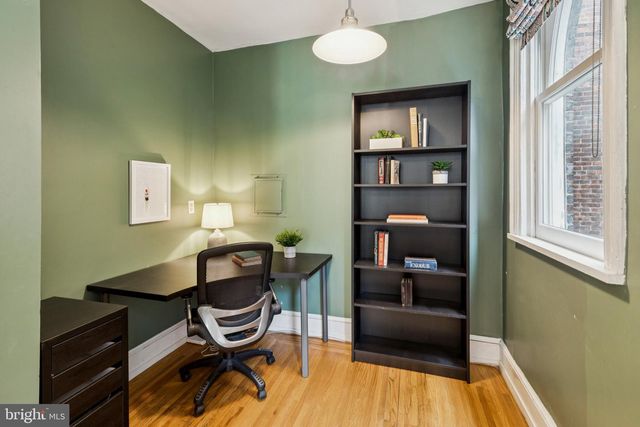 2219 LOCUST ST, Philadelphia, PA 19103