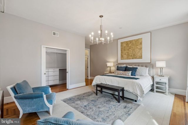 2219 LOCUST ST, Philadelphia, PA 19103