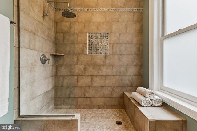 2219 LOCUST ST, Philadelphia, PA 19103