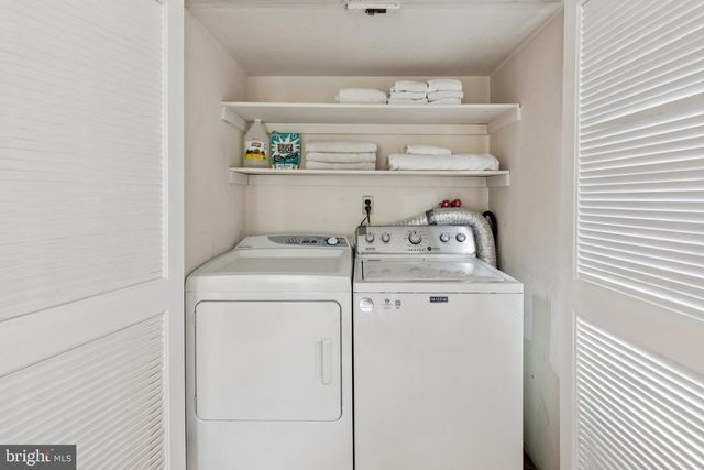 2219 LOCUST ST, Philadelphia, PA 19103