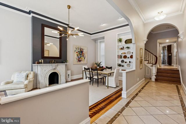 2219 LOCUST ST, Philadelphia, PA 19103