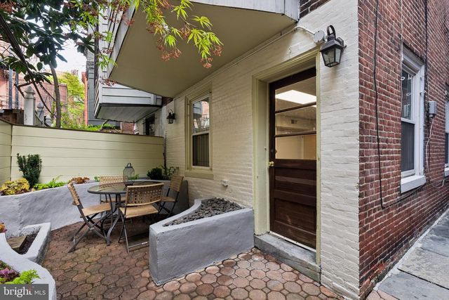 2219 LOCUST ST, Philadelphia, PA 19103