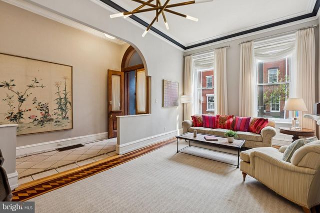 2219 LOCUST ST, Philadelphia, PA 19103