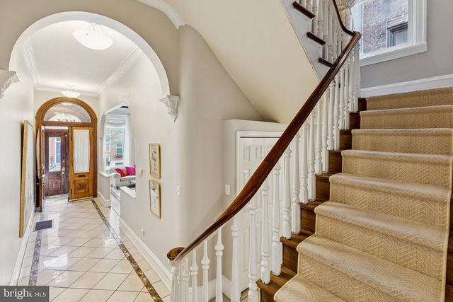 2219 LOCUST ST, Philadelphia, PA 19103