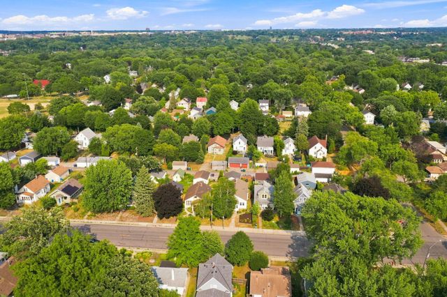 2841 36th Avenue S, Minneapolis, MN 55406
