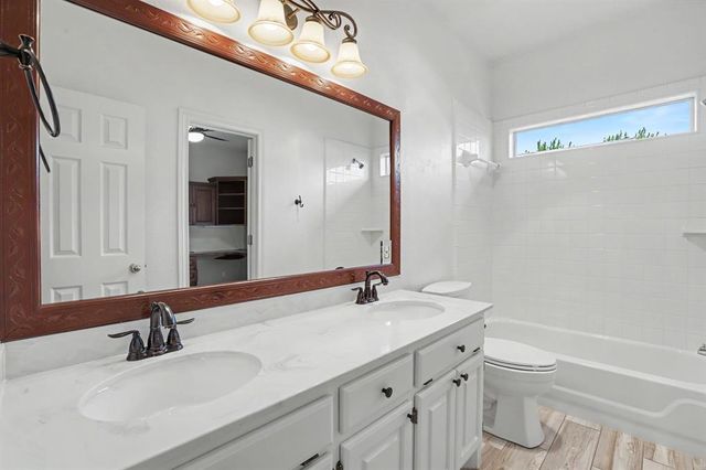 4104 Ainsley Court, Edmond, OK 73034