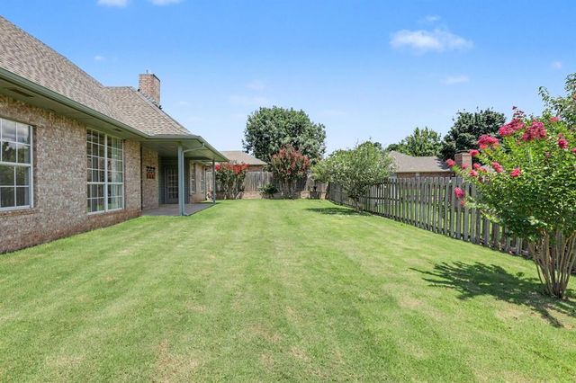 4104 Ainsley Court, Edmond, OK 73034